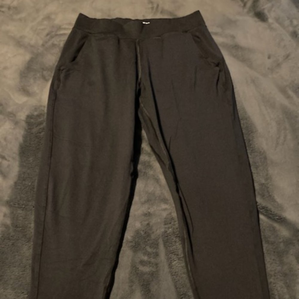 Women's Under Armour Loose Coupe Jogger - Black Medium